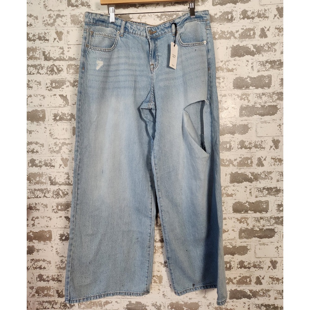 Forever 21 Jeans Size 31 Low‎ Rise Baggy Wide Leg Light Wash Distressed 90's Y2K